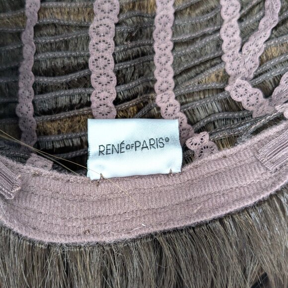 Renee of Paris Brown highlighted Bob Wig NIB Medium Length Brunette Lace front - Picture 12 of 15